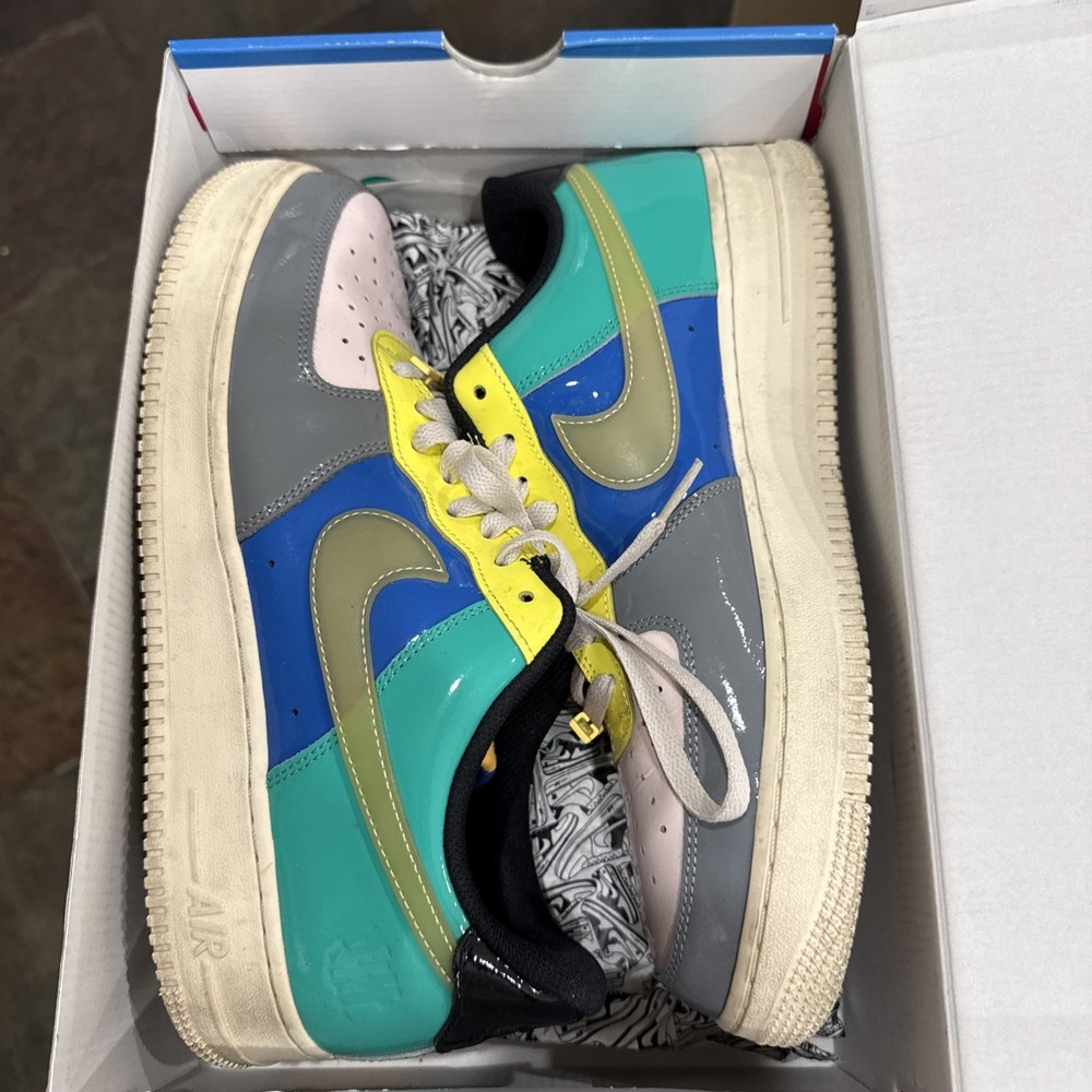Preowned Air Force 1 Low SP Smoke Grey/Topaz Gold Multi Sz 11.5 Smell Like Smoke
